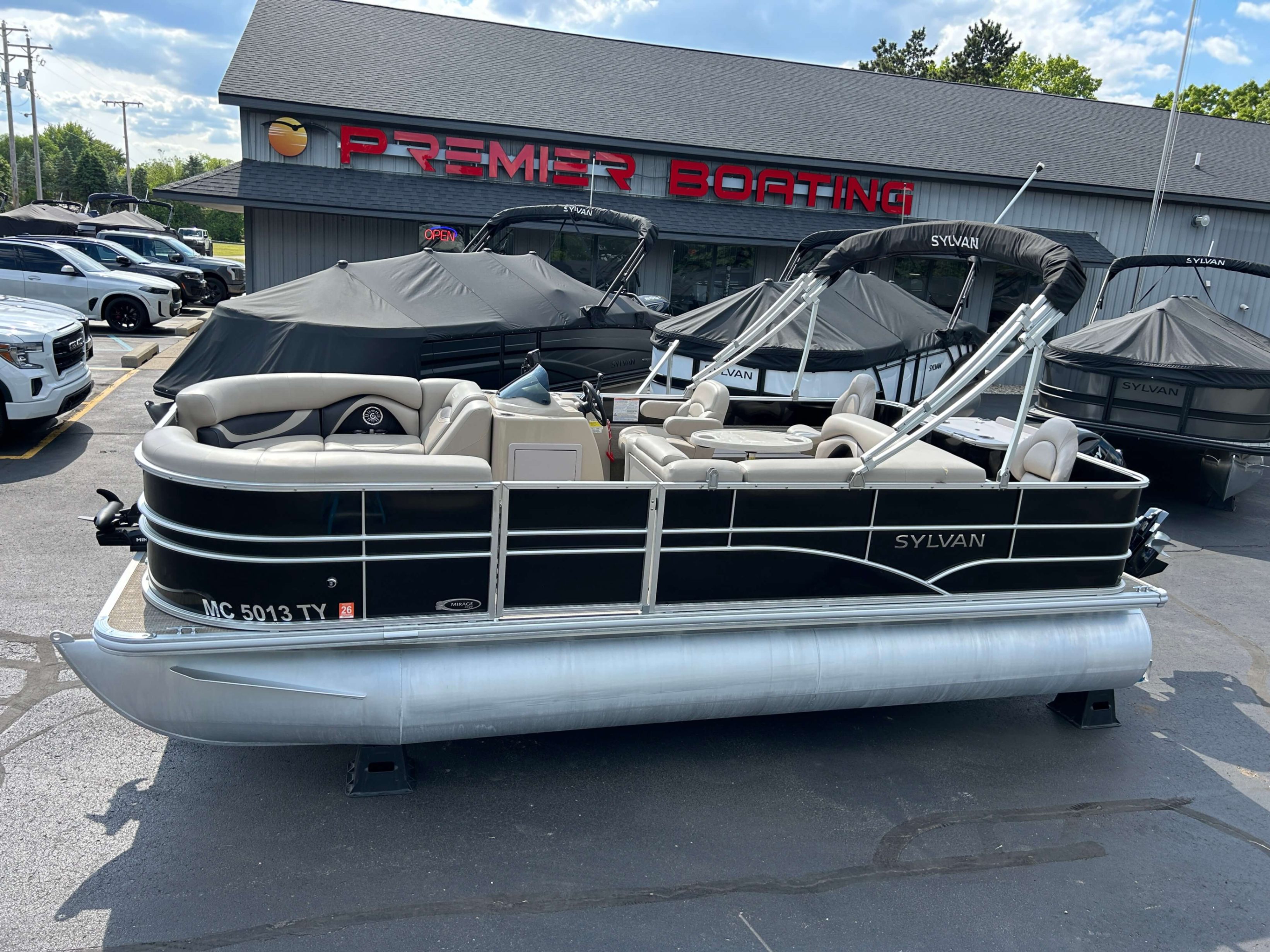 MARINA DE BOUBBON セール中 Premier Boating